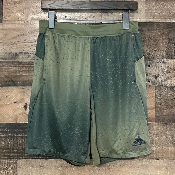 Adidas unlined shorts Size Large with pockets Climalite - Picture 1 of 4